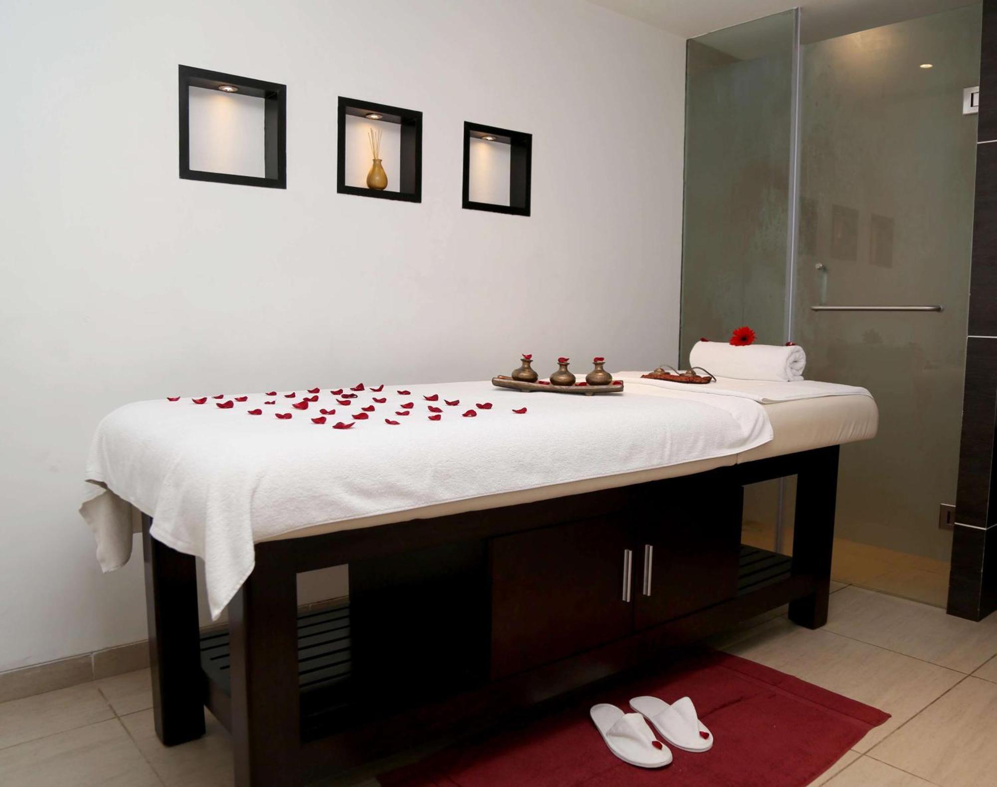 Country Inn & Suites By Radisson Navi Mumbai Exteriör bild